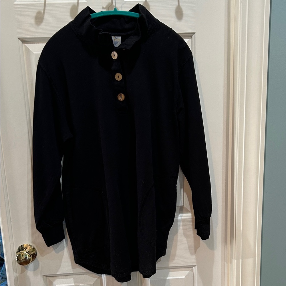 Sea Breeze  Black Women's cotton top with Wooden Buttons